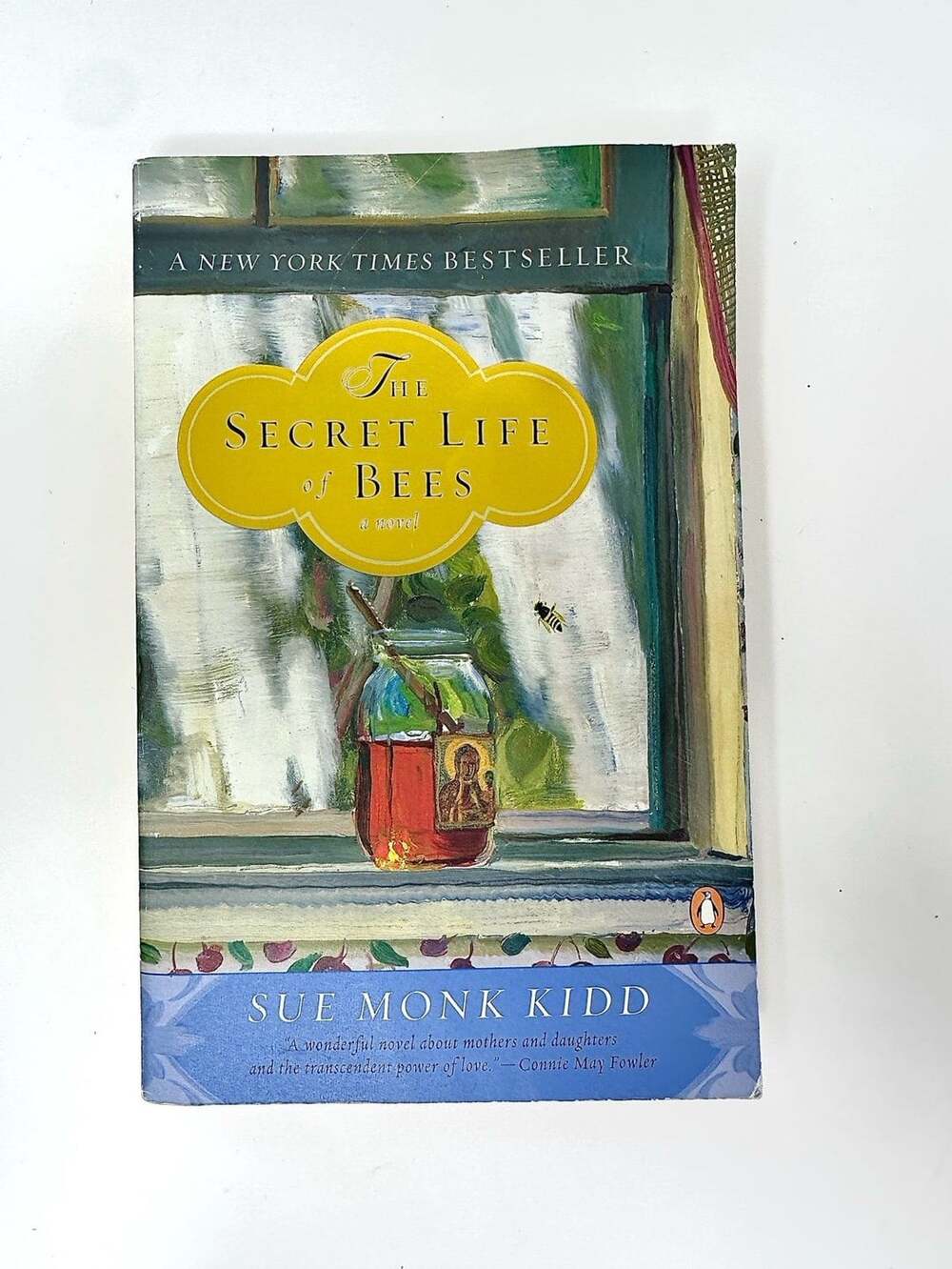 The Secret Life of Bees by Sue Monk Kidd New York Times Bestseller fiction book